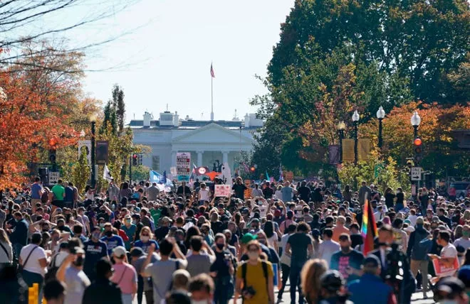 in pictures celebrations erupt across us over biden s historic election win in pictures celebrations erupt across us over biden s historic election win