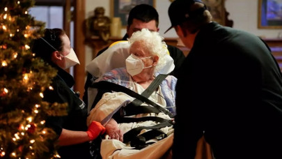 us covid 19 cases surpass 18 million according to johns hopkins university