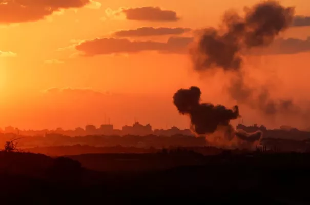 a view shows smoke in the gaza strip as seen from israel s border with the gaza strip photo reuters a view shows smoke in the gaza strip as seen from israel s border with the gaza strip photo reuters