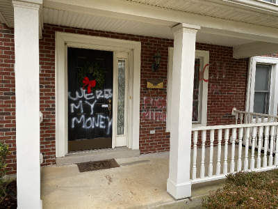 homes of top republican and democrat leaders vandalised
