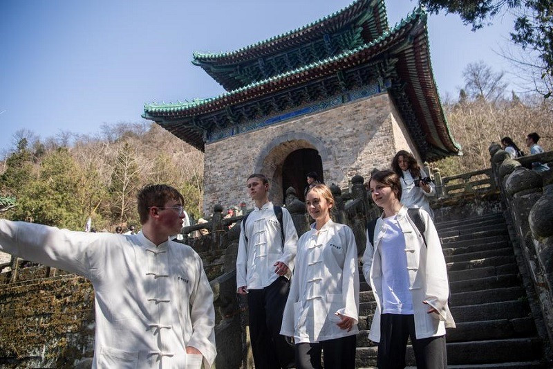 members of a delegation of high school students from the us state of washington visit wudang mountain a sanctuary for the taoism martial art in central china s hubei province march 22 2024 photo xinhua