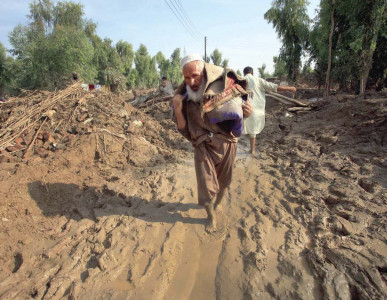 us uses crisis to show commitment