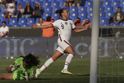 us down costa rica to set final with canada us down costa rica to set final with canada