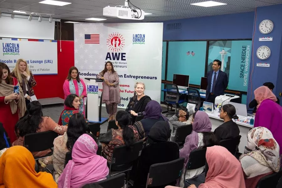us embassy empowers 150 women to launch entrepreneurial journeys us embassy empowers 150 women to launch entrepreneurial journeys