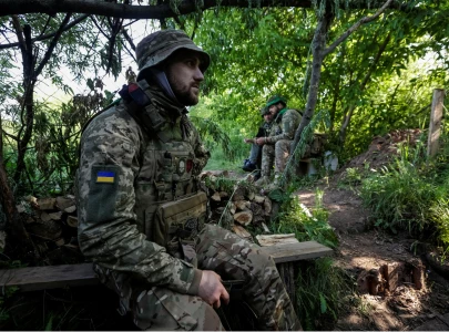 russia reports fierce fighting as african peace mission leaves empty handed