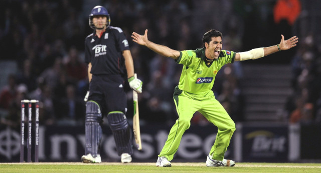 gul causes mayhem as pakistan beat england gul causes mayhem as pakistan beat england