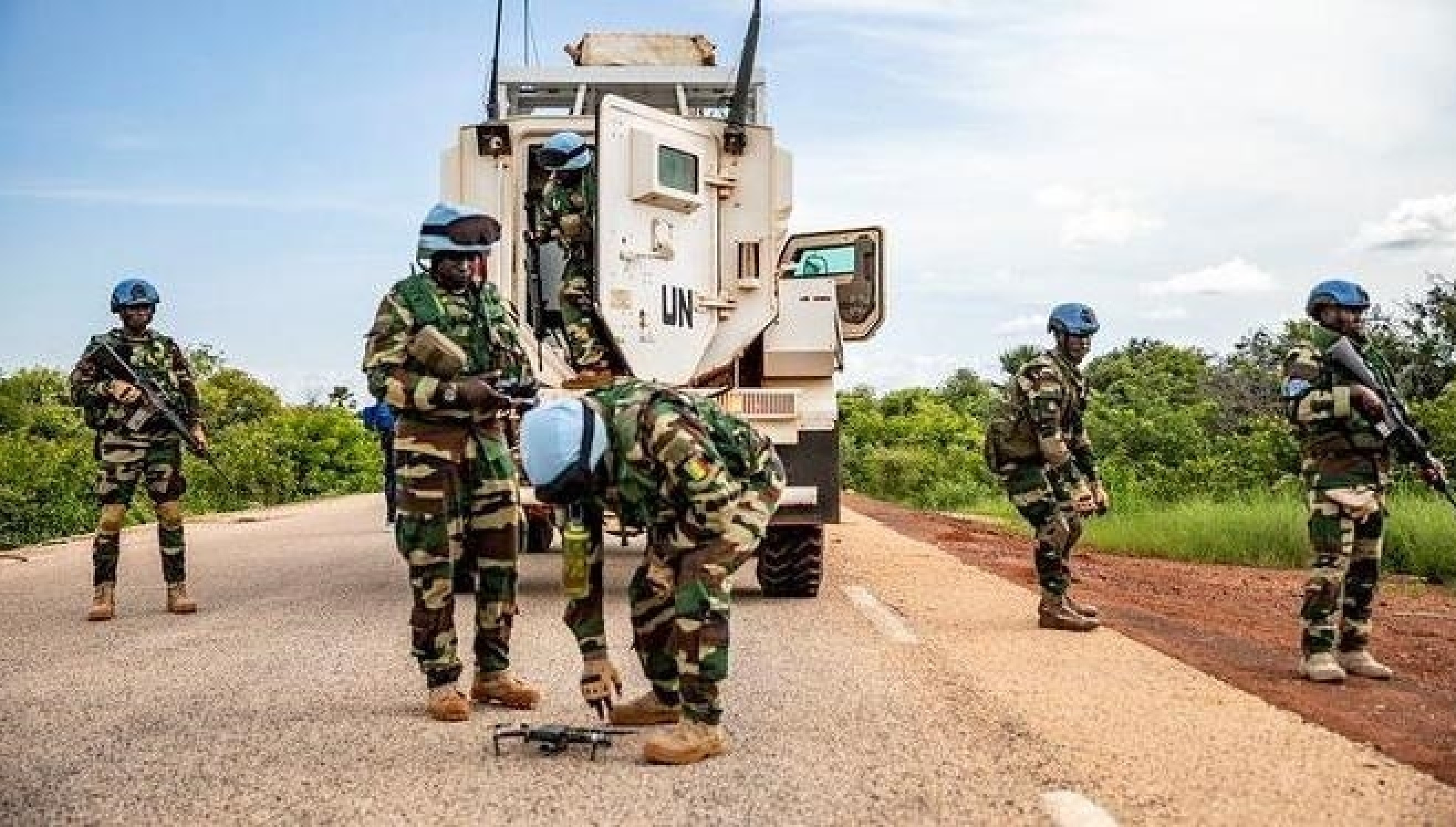 3 UN peacekeepers killed, 5 injured in central Mali blast