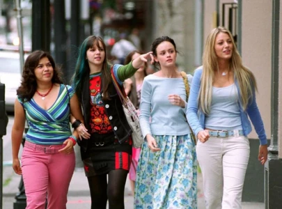 blake lively s sisterhood of the traveling pants co stars support her amid harrasment claims