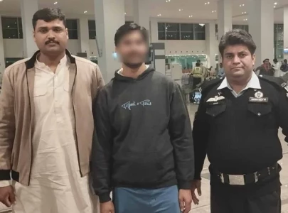 fia arrests wanted human trafficker at islamabad airport