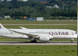 qatari plane makes emergency landing in karachi after engine failure