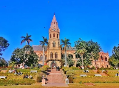 cm governor to discuss vc row