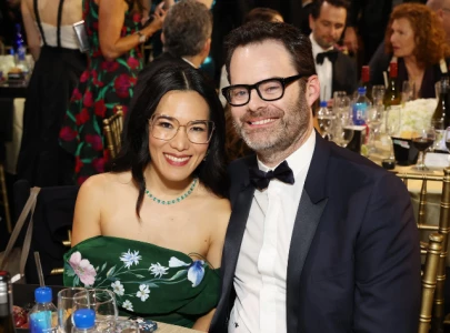 are bill hader and ali wong still dating source explains hader s golden globes absence