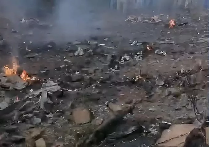 watch aftermath of training aircraft crash in swabi