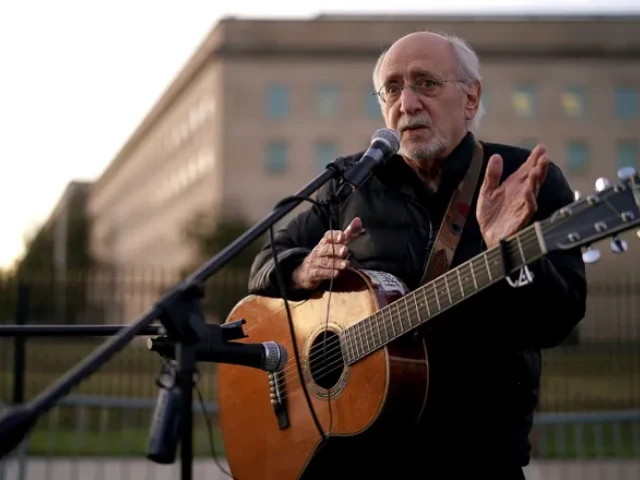 peter yarrow dies at 86 leaving lasting legacy in folk music and civil rights activism