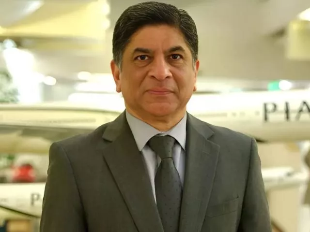 khurram mushtaq appointed acting ceo of pia