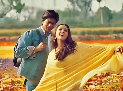 bollywood classic veer zaara enters 100 crore club after 20 year re release