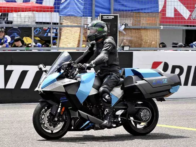 kawasaki rolls out first hydrogen powered motorcycle