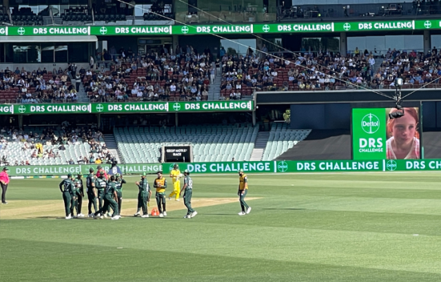 pakistan to face australia in series decider odi tomorrow