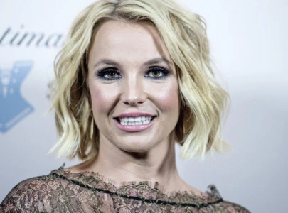 britney spears moves to mexico to escape paparazzi cruelty says it s extremely mean and cruel