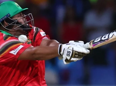 watch azam khan hit on neck by bouncer dismissed in cpl 2024