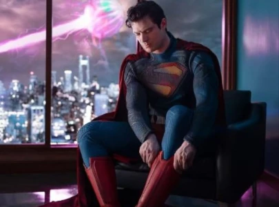 james gunn responds to snyder fan urging spoilers and review bombing of superman
