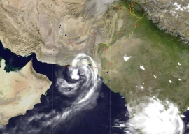 cyclone shakti intensifies off karachi coast