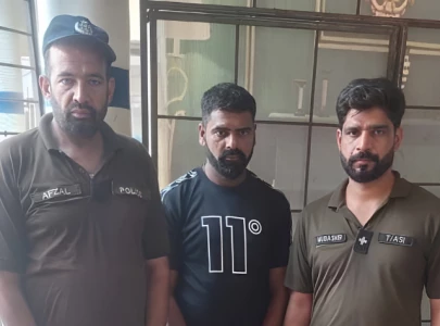 fugitive arrested at lahore airport 16 years after murder in gujranwala