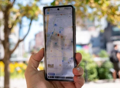 google maps expands street view and launches historical imagery on google earth