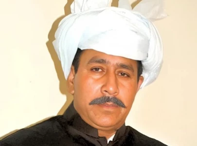 veteran actor shafqat cheema not in coma confirms son