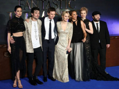 fantastic beasts production halted after crew tests positive for covid 19