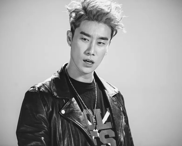 rapper san e and father both booked on assault charges
