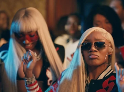glorilla megan thee stallion s wanna be claims top spot at urban radio