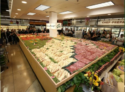 watch texas central market marks 30 year anniversary with world s largest charcuterie board
