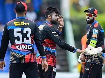 mohammad amir reaches milestone with 350 t20 wickets