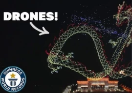 china sets guinness world record with over 10 000 drones in shenzhen light show