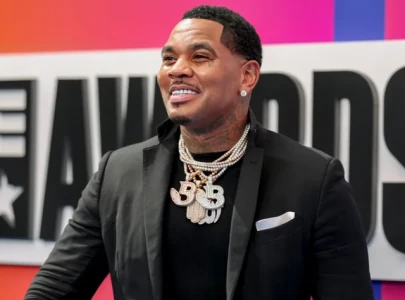 rapper kevin gates strikes back at youtuber s inappropriate mall prank