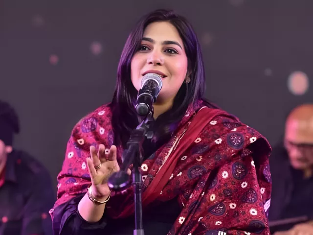 singer sanam marvi announces third marriage opens up about past relationships