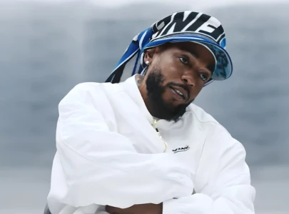 kendrick lamar breaks spotify streaming record with new track not like us