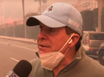 steve guttenberg helps with evacuations during pacific palisades brush fire