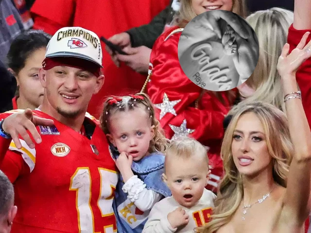 brittany and patrick mahomes welcome third child reveal baby girl s name in first photo