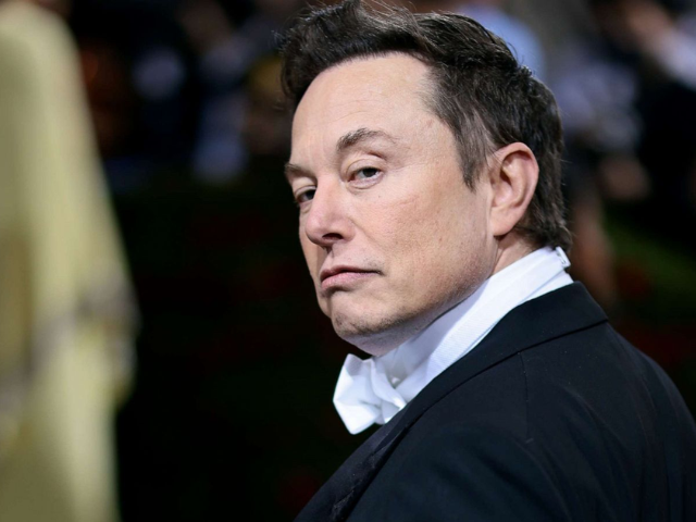 Elon Musk claims 'millions of 130-year-olds' defrauding Social Security in  bizarre vampire fraud claim