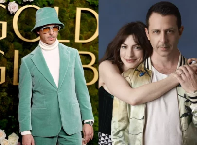 jeremy strong s golden globes outfit gets trolled anne hathaway joins in