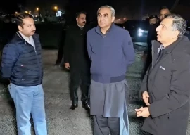 naqvi calls for timely completion of capital s interchanges