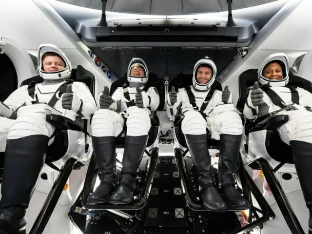 members of nasa s spacex crew 8 from right to left nasa astronauts jeanette epps mission specialist matthew dominick commander michael barratt pilot and roscosmos cosmonaut alexander grebenkin mission specialist will splash down off the coast of florida no earlier than sunday oct 13 photo credit spacex