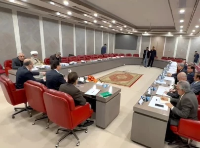 govt pti finally begin negotiations to defuse tensions