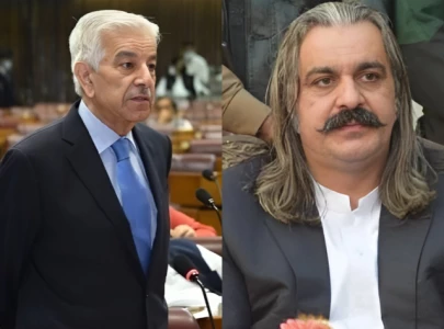 khawaja asif claims ali amin gandapur sought forgiveness all night at kohsar complex