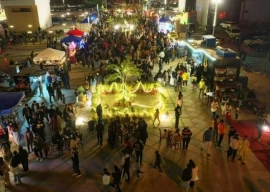 open spaces and food stalls