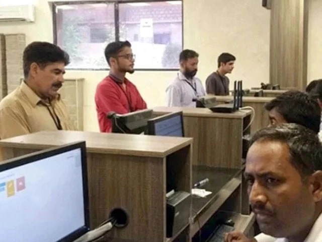 seven officials suspended at driving license branch in karachi over corruption seven officials suspended at driving license branch in karachi over corruption