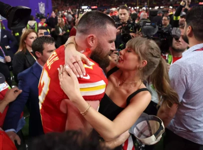 taylor swift skips travis kelce s thanksgiving game as couple focuses on family centered holiday plans