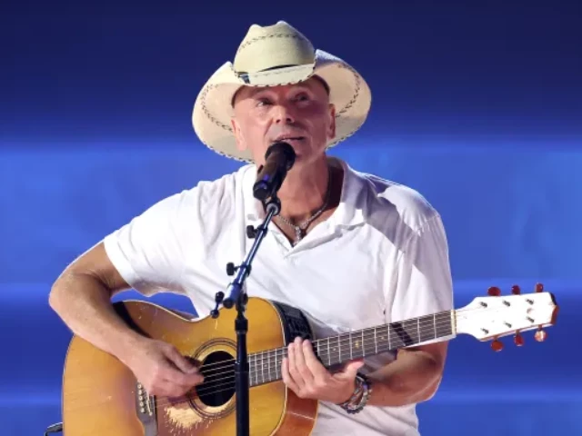 kenny chesney announces 2025 vegas residency at sphere with 12 show engagement in may and june